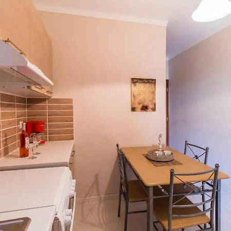 Sweet Memory Apartment Tolo
